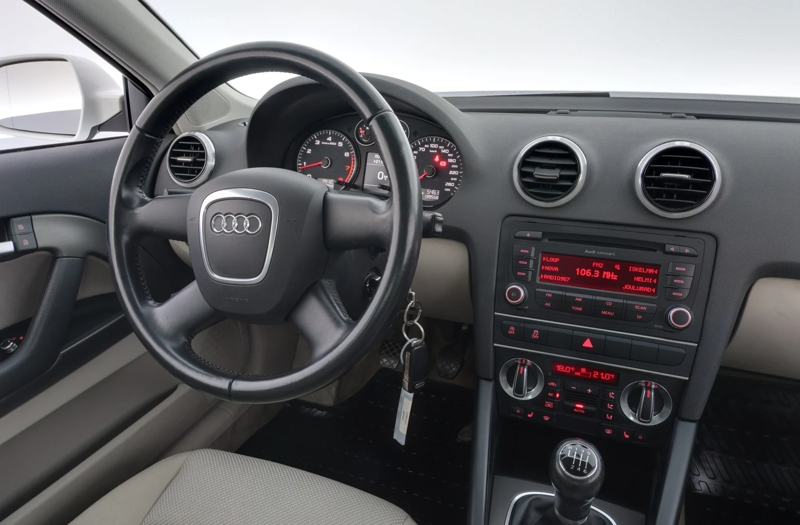 Car Image - 5R9woMYWOBFsG1Wg9tUSgF