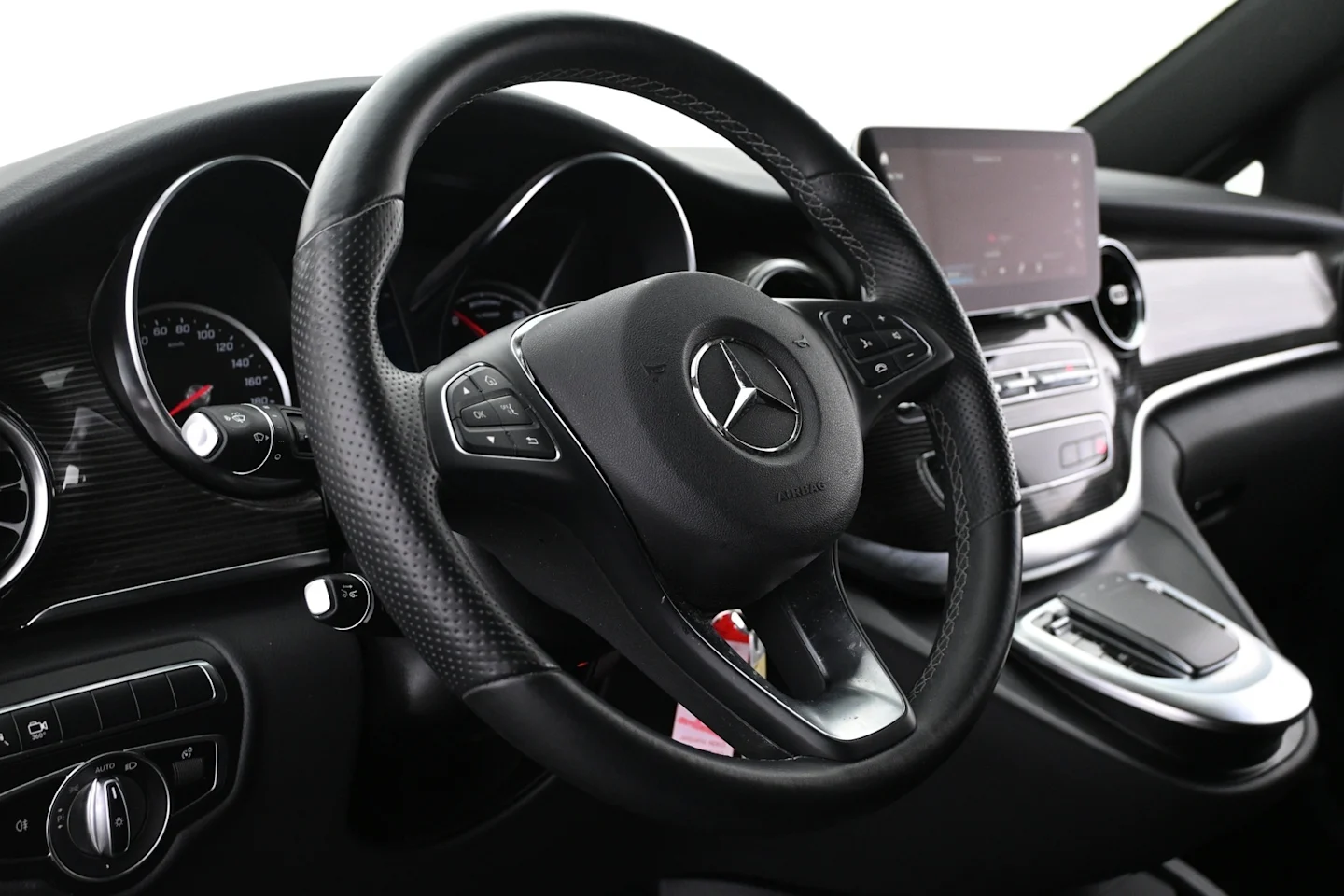 Car Image - 1KVC5KjoAOwUEIVlwmcQZj