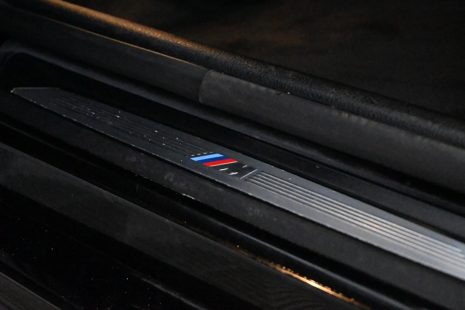 Car Image - 1Hh4QJrGmNWHUKO8SHXXWT
