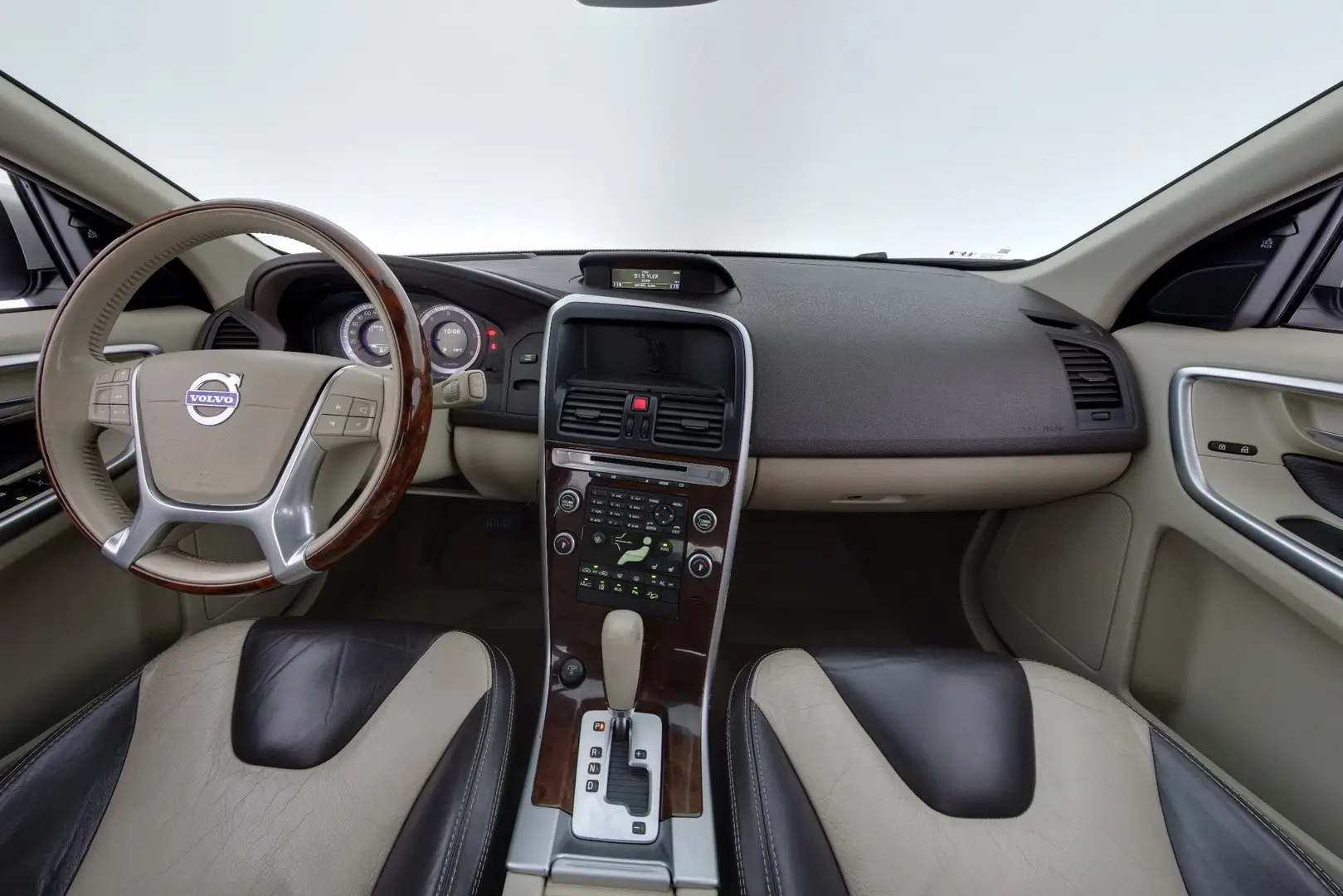 Car Image - r1PDQKfz4OVzQGIuL20iA