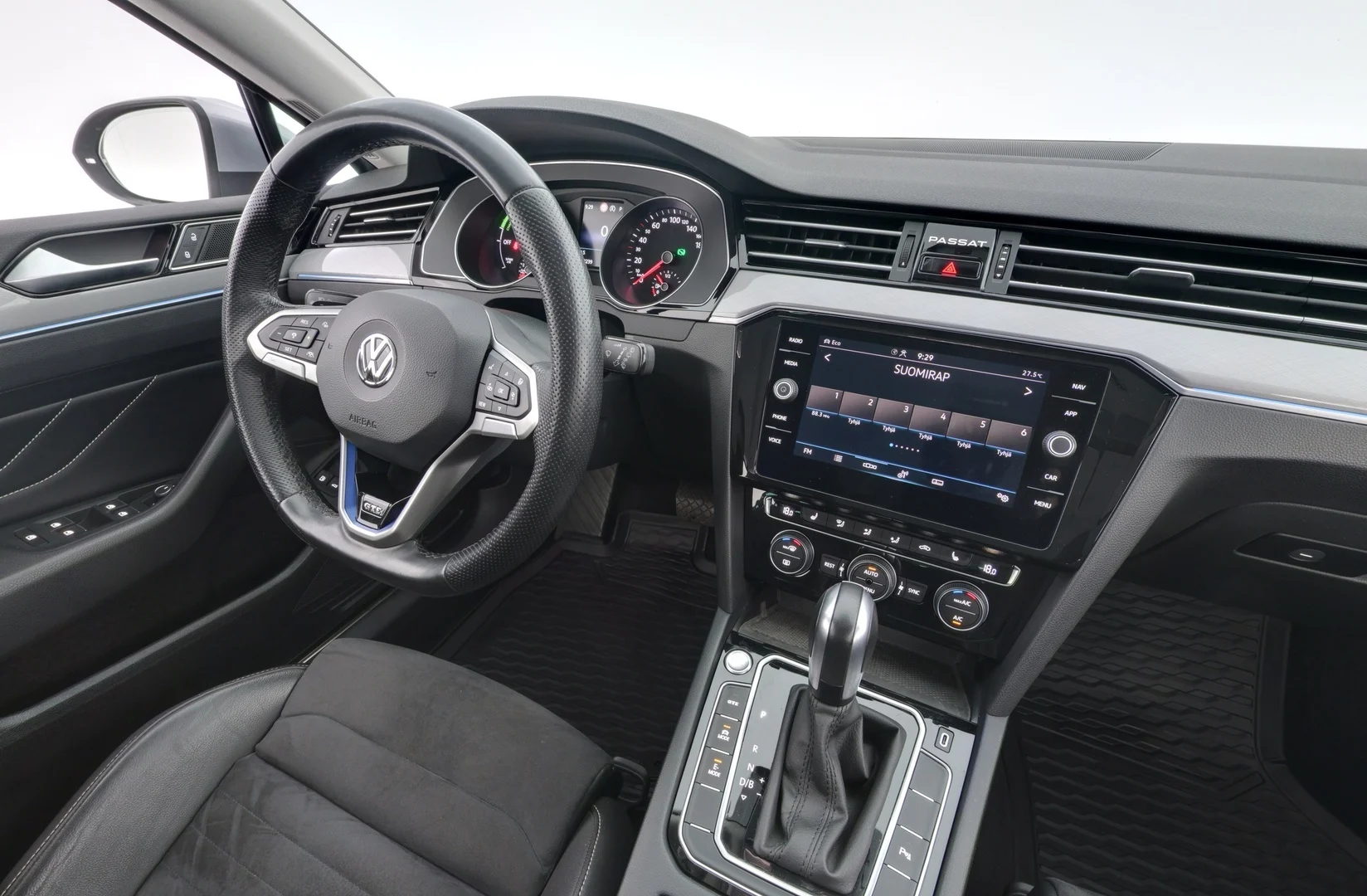 Car Image - 2YuOFJH6hfiJt5jR7scUZ2