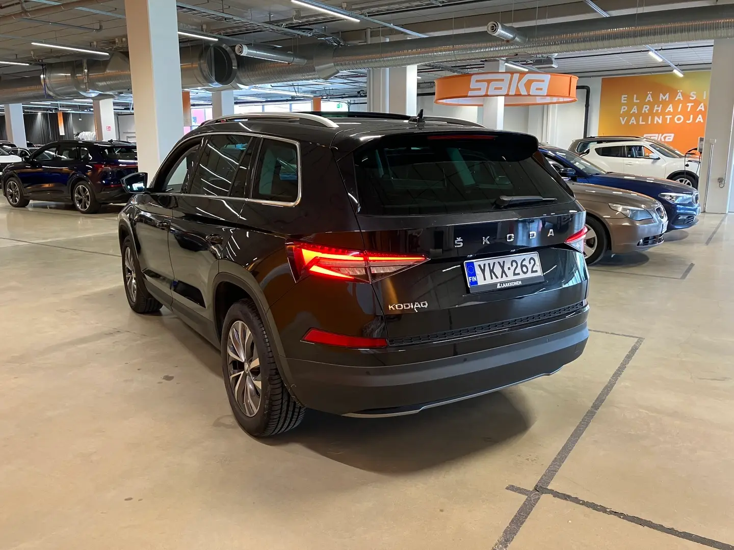 Car Image - fBVTWxjOrsJiL4IVaeHRO