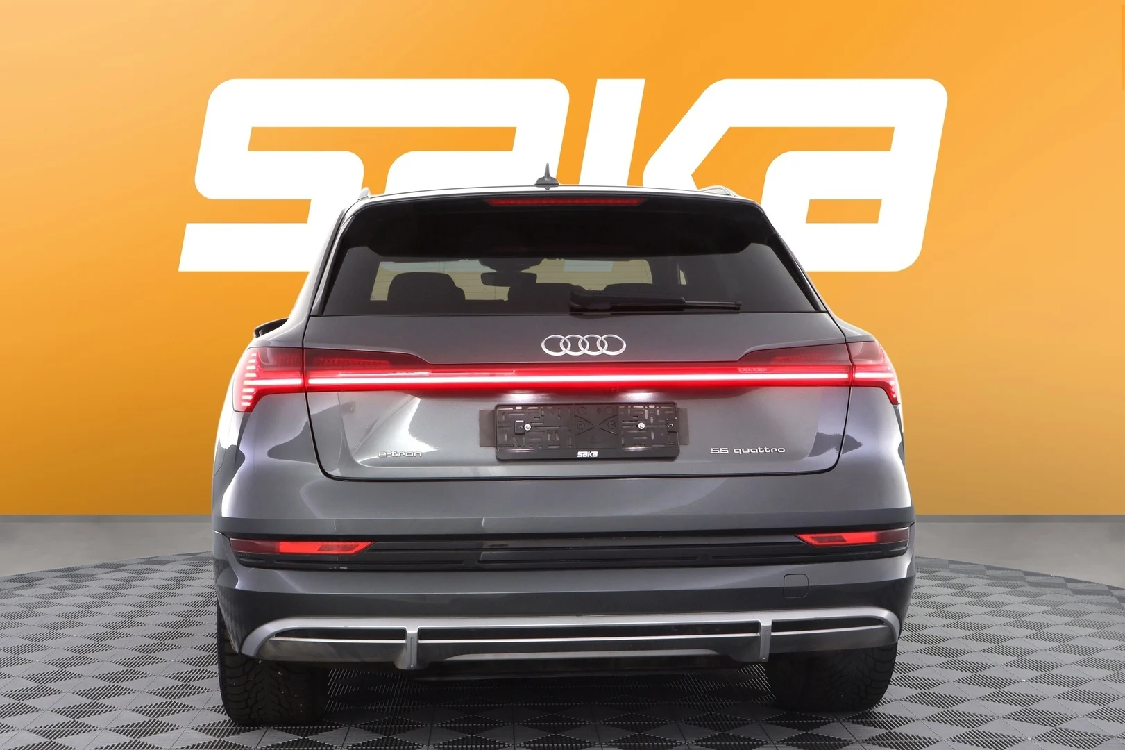 Car Image - 4ePRItzChQe7Ljx0gMbsjD