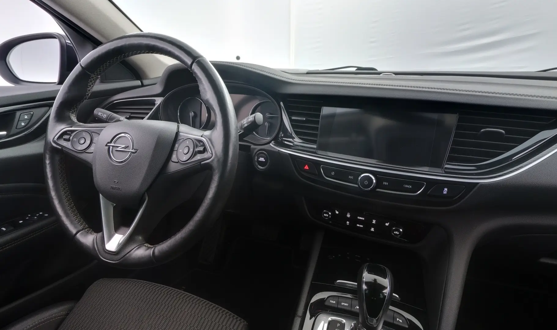 Car Image - 7jG3em0Dm8CXcHsRyp4amz