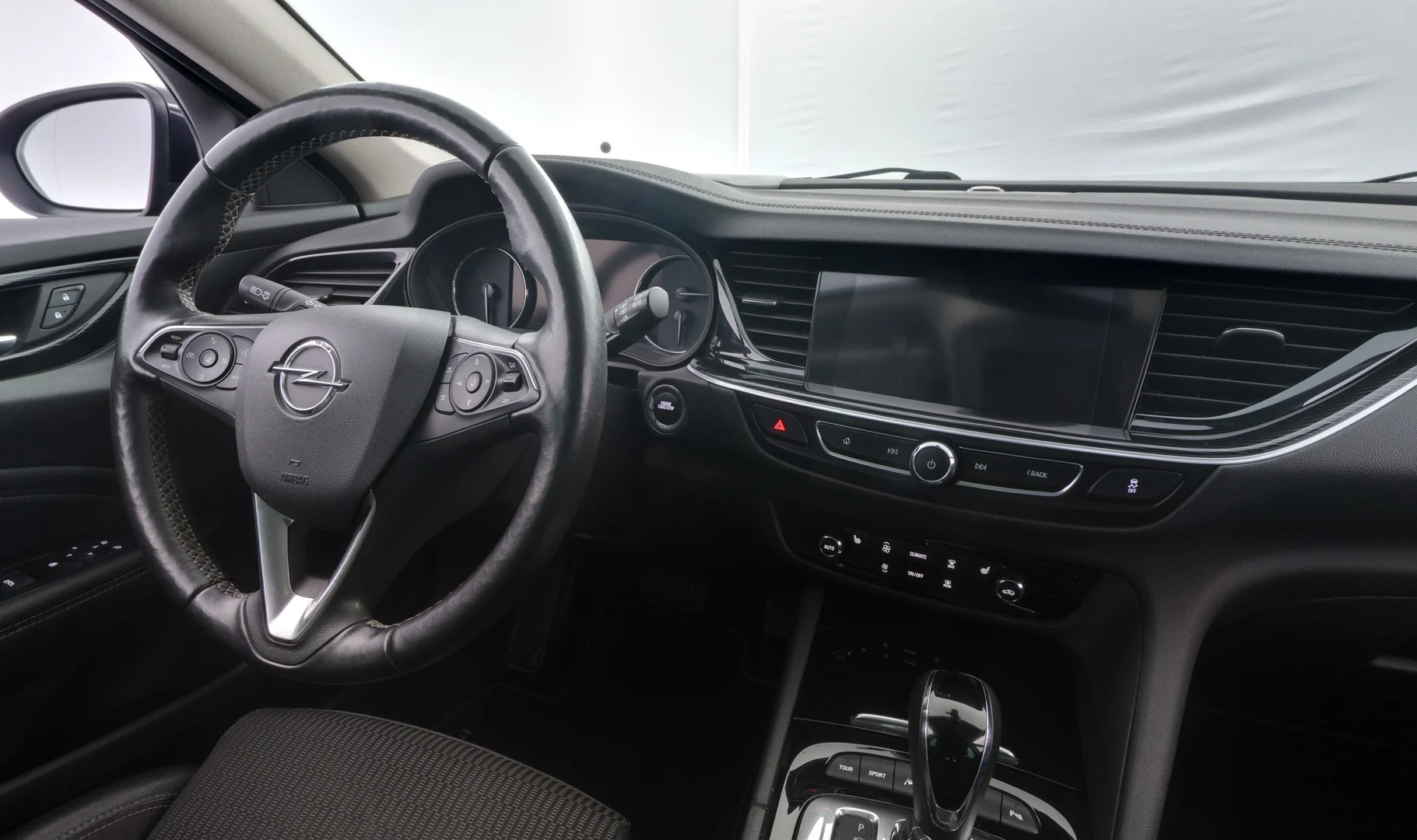 Car Image - 7jG3em0Dm8CXcHsRyp4amz