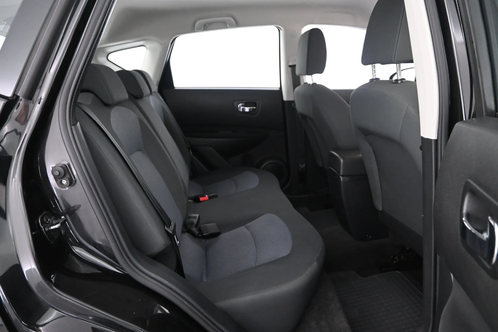Car Image - 2w3ojNBYFvnUCZ57Q65LEN