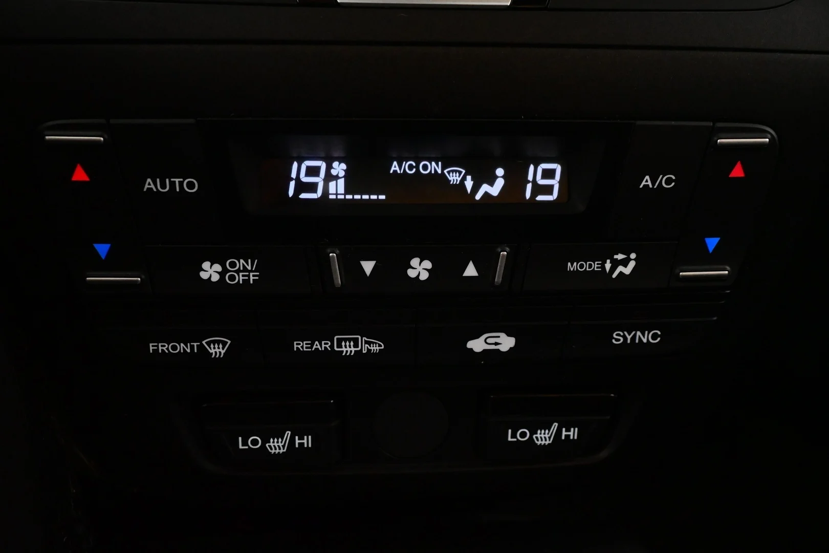 Car Image - 1qpTAIuq8hxO7BMdDopYsr