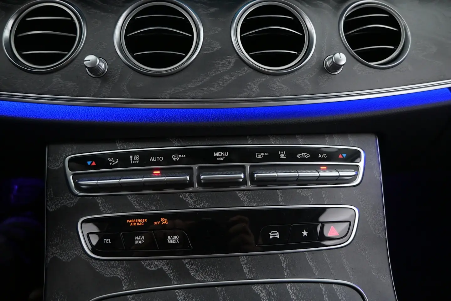Car Image - 37Aj3VYshQSYGeFjnoV06K
