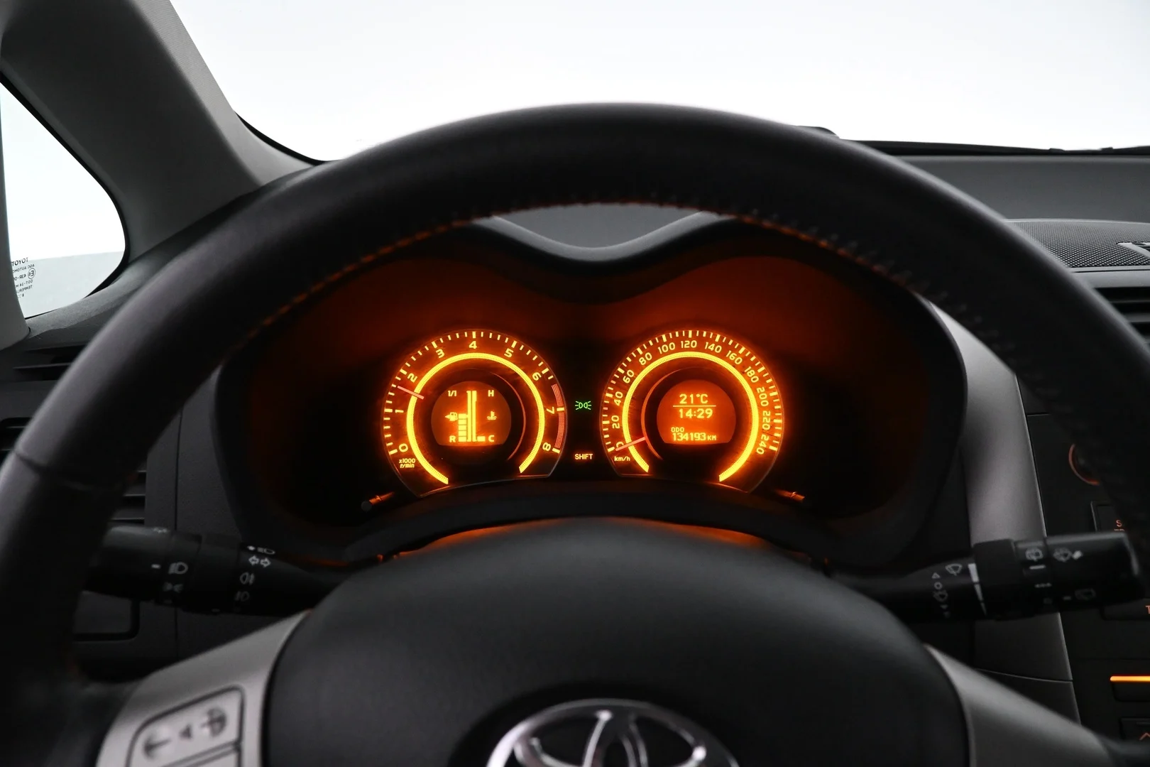 Car Image - 2iZ7bklGFdwb69Oa2PWwR4