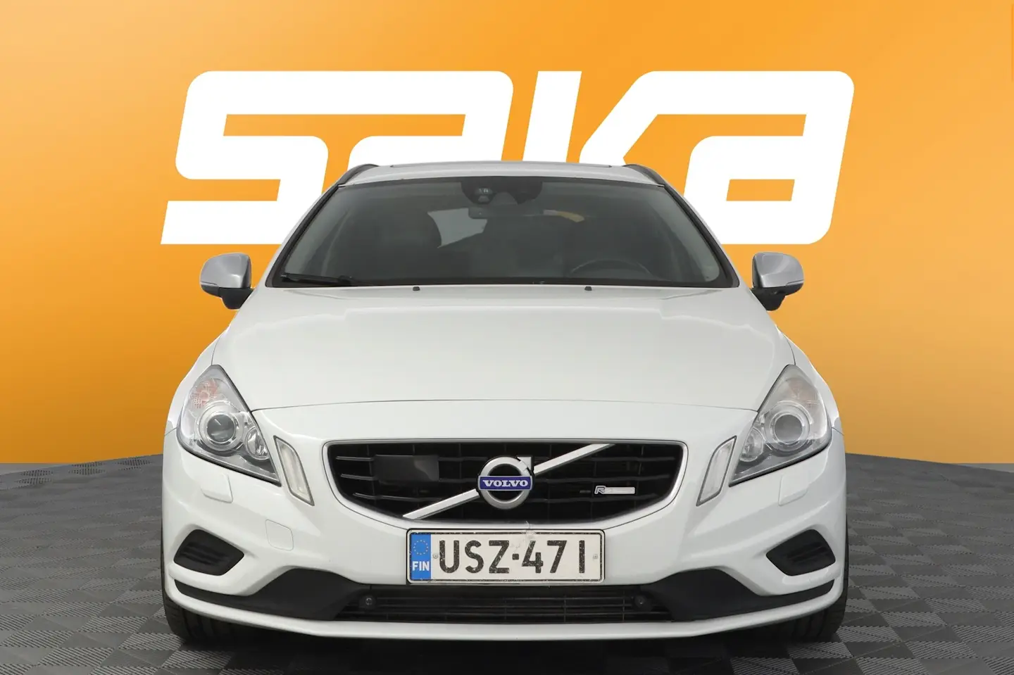 Car Image - 75djZFcxJMzBWvWSkKeMEL