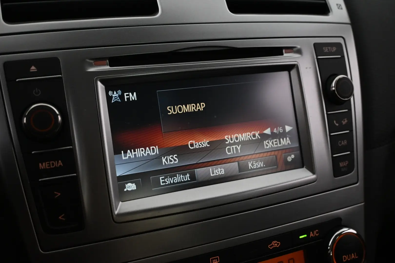 Car Image - 45VGcoE3J4cHOah2K0YQlv