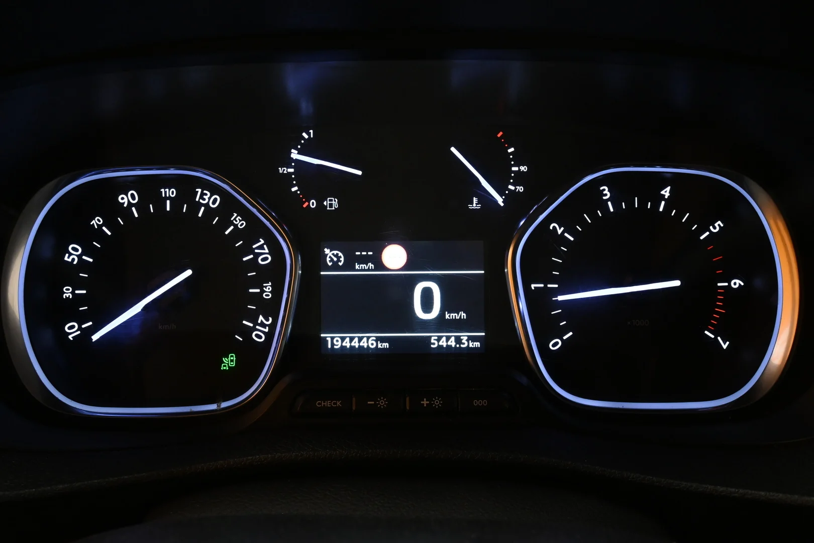 Car Image - 3BPoZbHqA196n2vQdFEJVE
