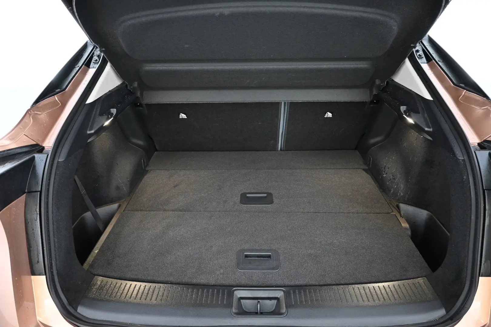 Car Image - 1SBApCHecu7TQLlPm9VSTV