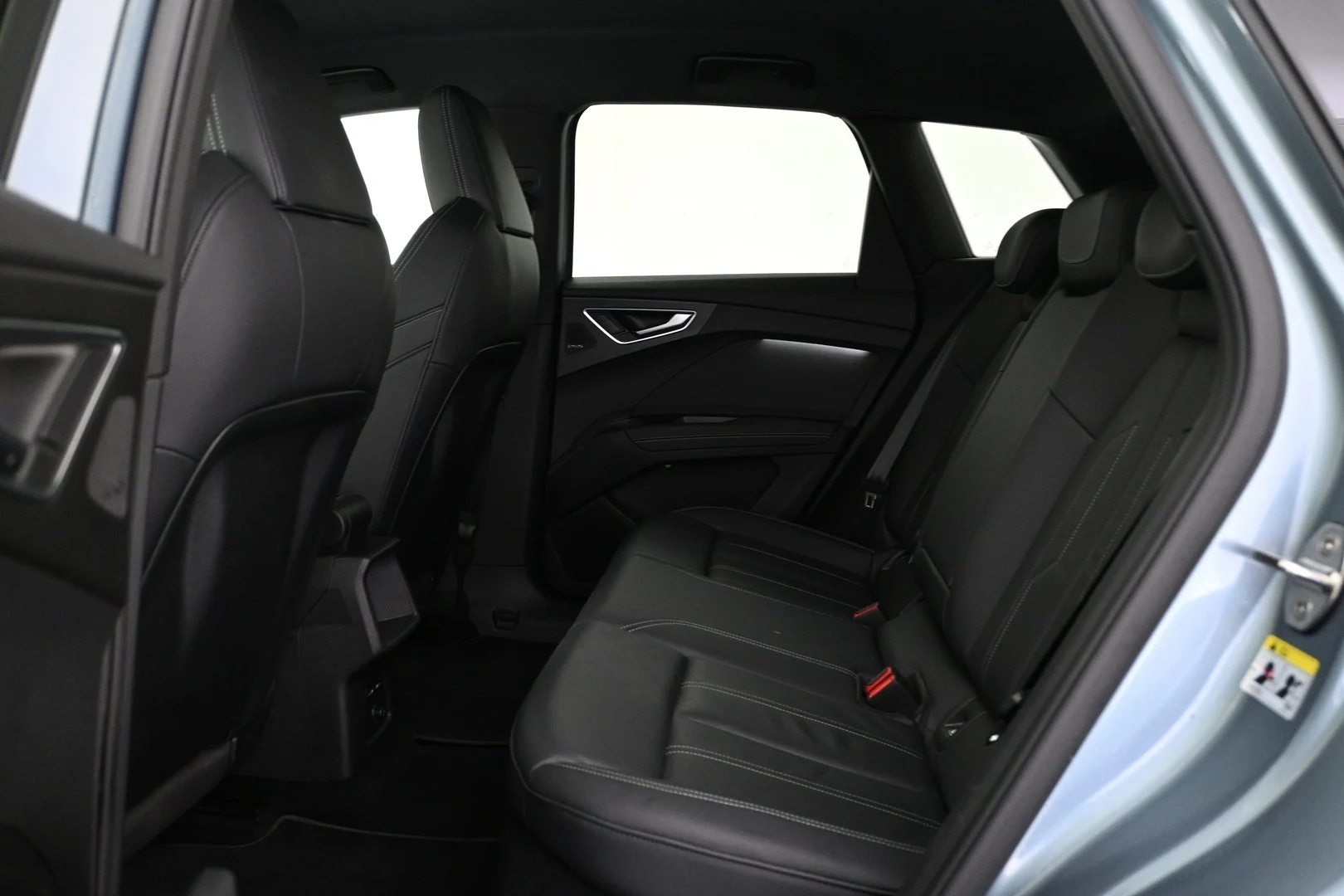 Car Image - kncGjQwLz4GxCVtrK6Ael