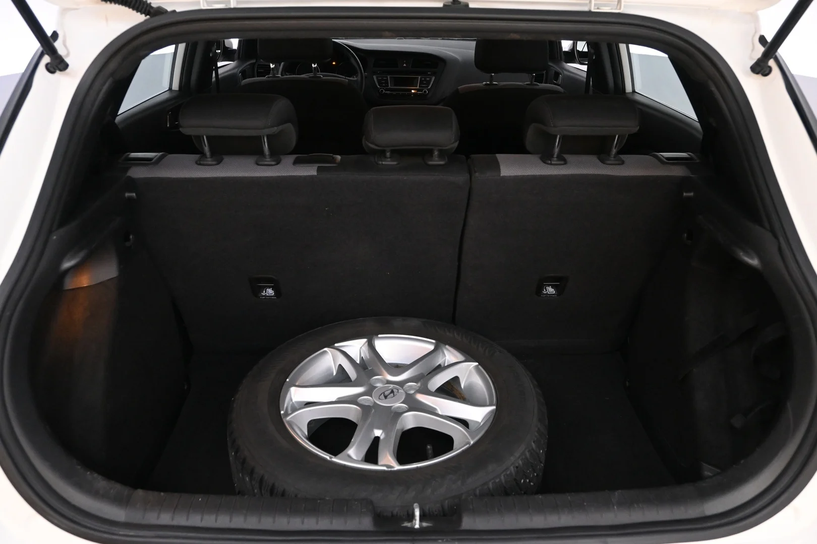 Car Image - 1vEIA2XXy0PIGDuIZjRMLQ