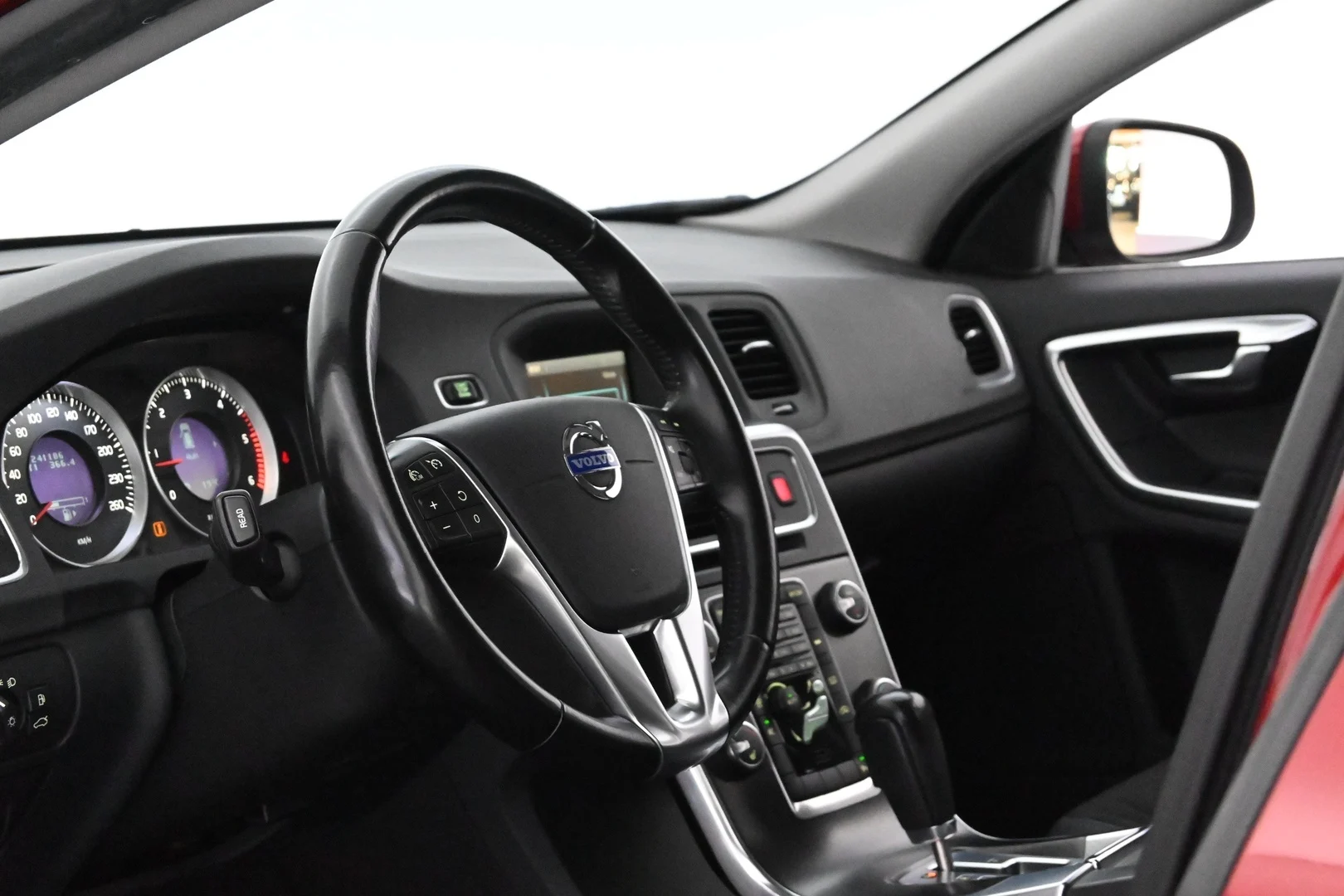 Car Image - 2GJVSQWdj8zyS17h87Y1gX