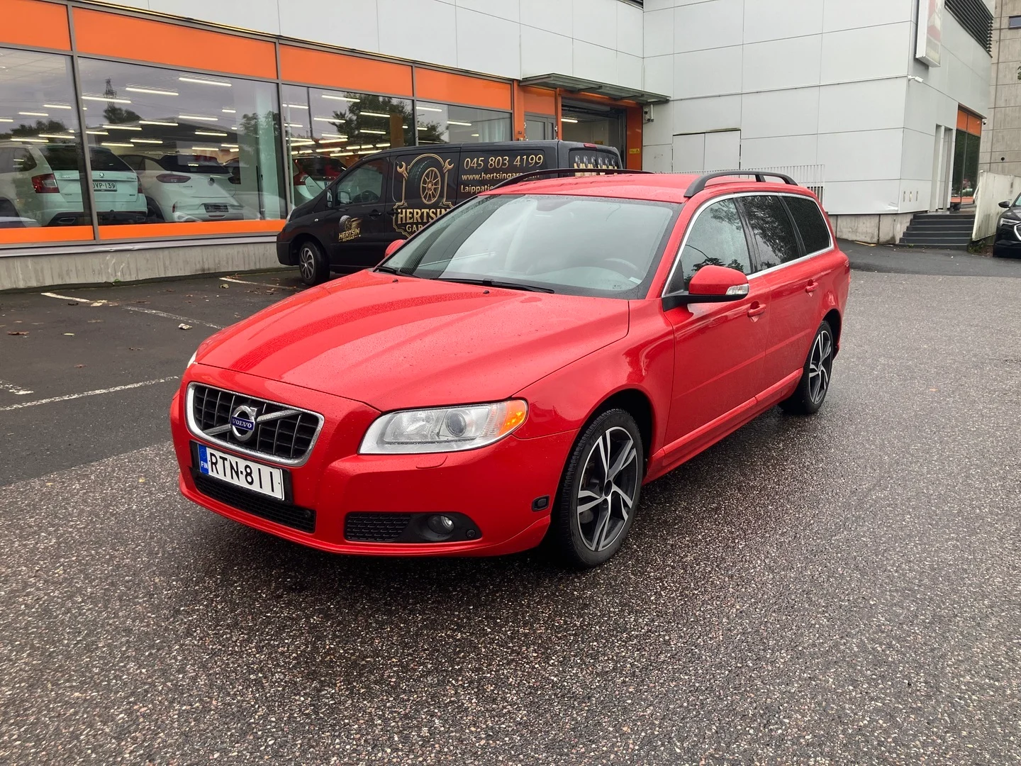 Car Image - 3yzD0PwZNyX3KGIxrxF5fL
