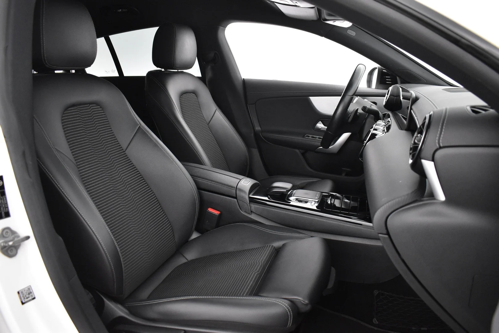Car Image - 6r4VB2xQKkySJoKZxT8ItZ