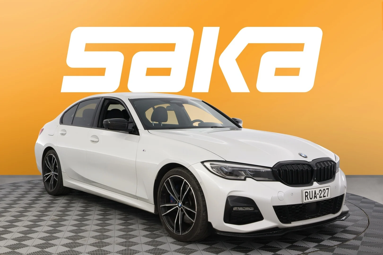 Car Image - 6tshzLmCQGwEpMjut2dw9b