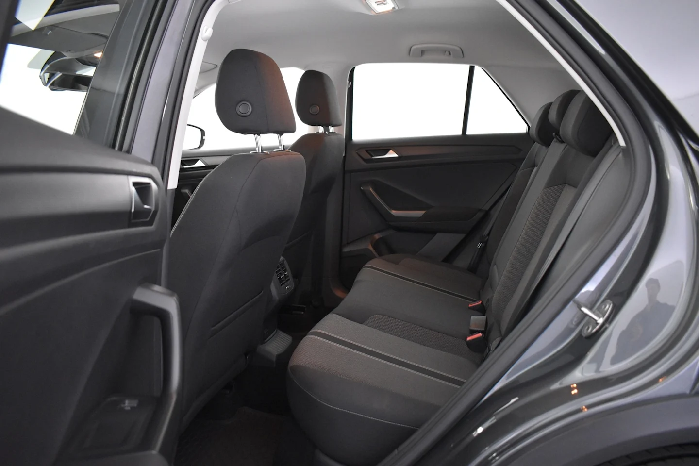 Car Image - 2kiwHKR5TmNsJbwwJdTpy2