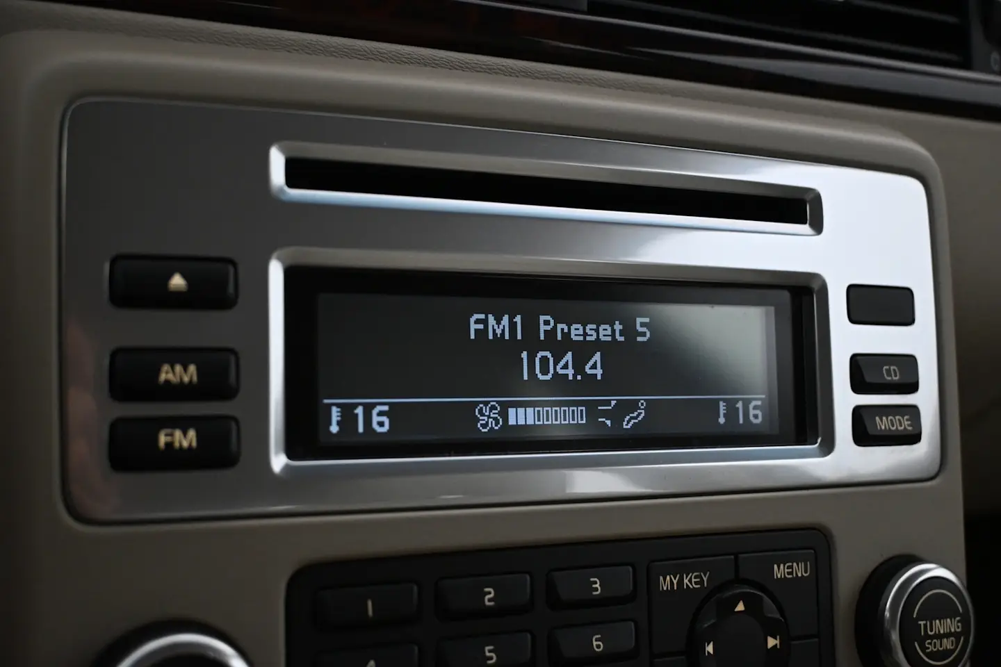 Car Image - 2zCT5VWLoHVxeDDLKvMHF5