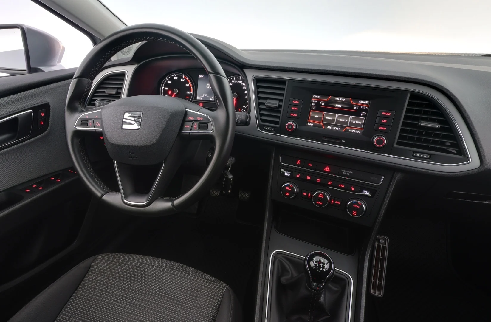 Car Image - 2Q7sSMWRiFtOTh6SkXmmzr