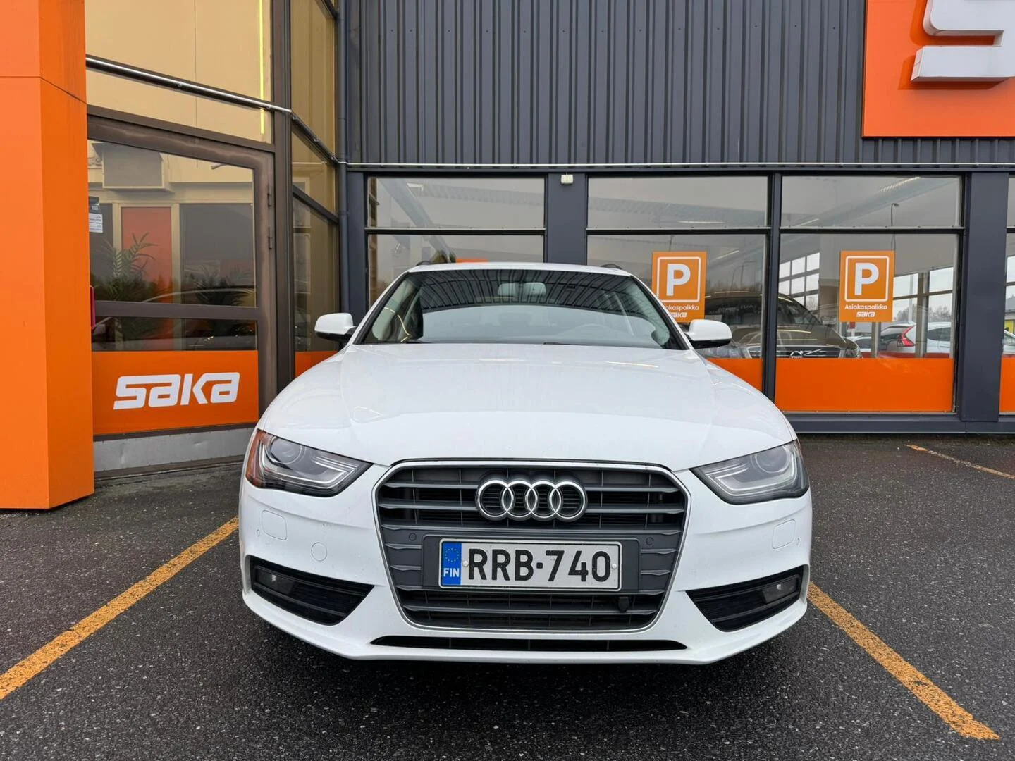 Car Image - 1oyQNOIXOp1iF5IfcbvzQn