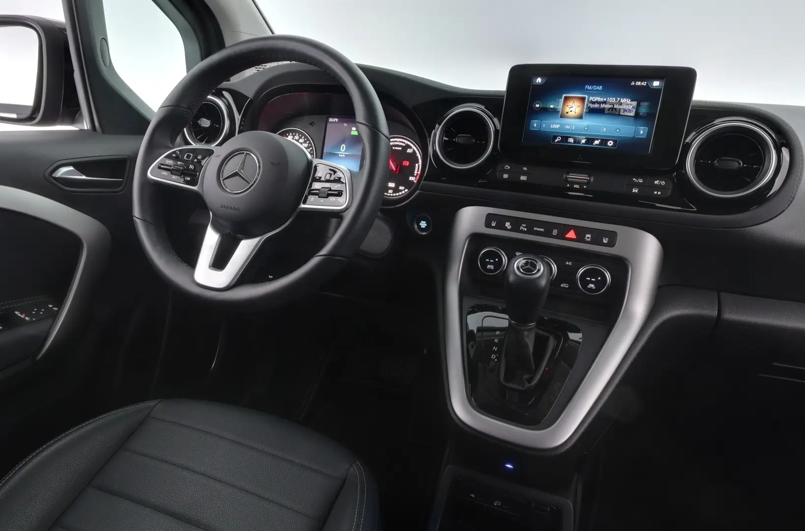 Car Image - 15eZISzVq3PFszvkshjr0V