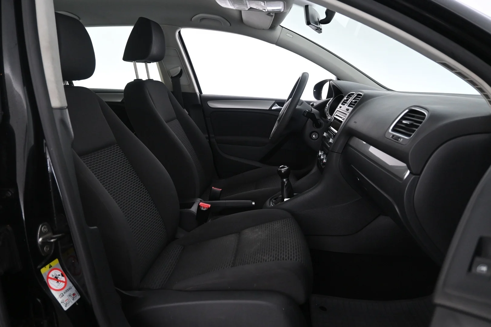 Car Image - 2PXsxXCC0pbYeSgkF7En29