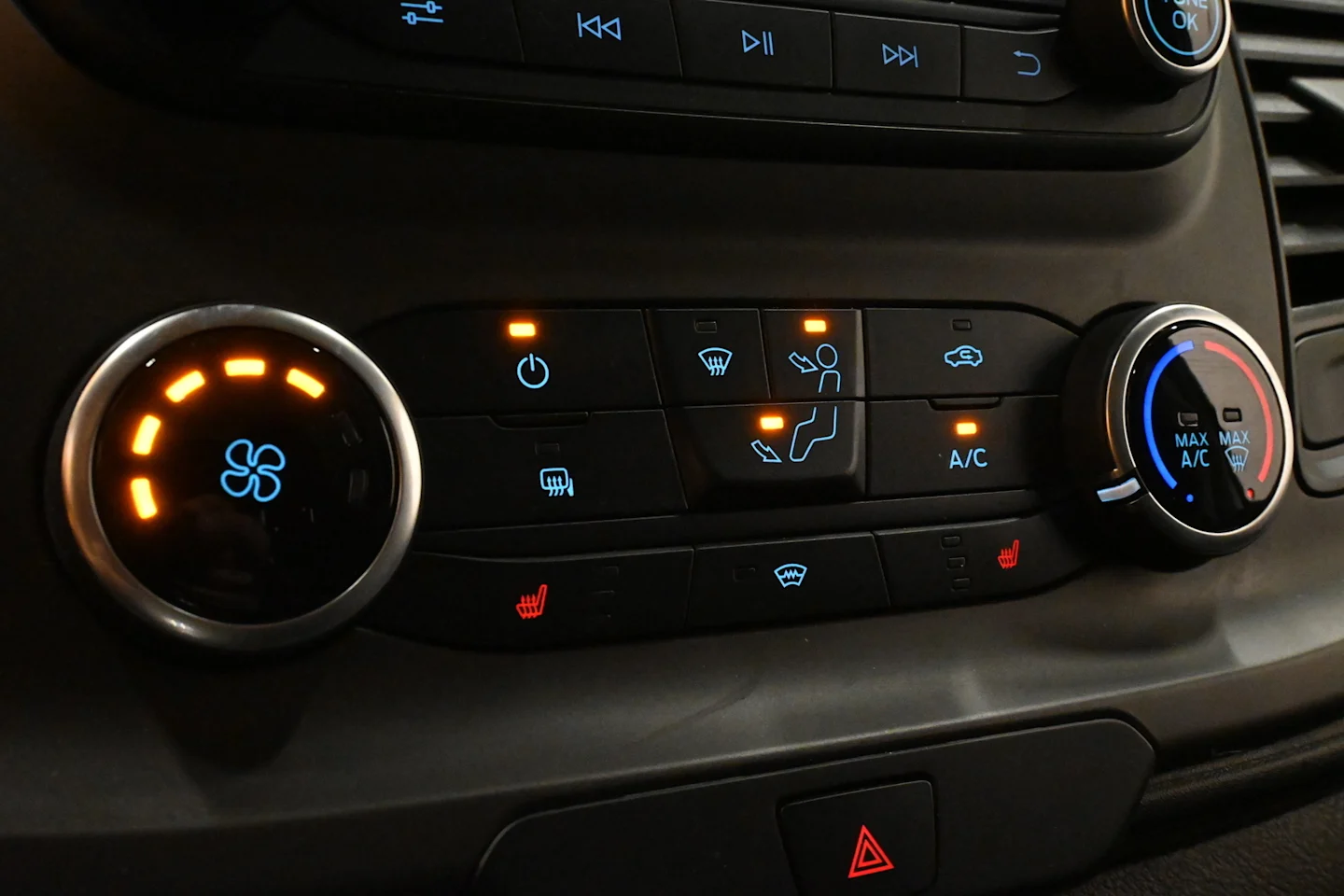 Car Image - 75aId8OPyqwtGSgqX0FqRS
