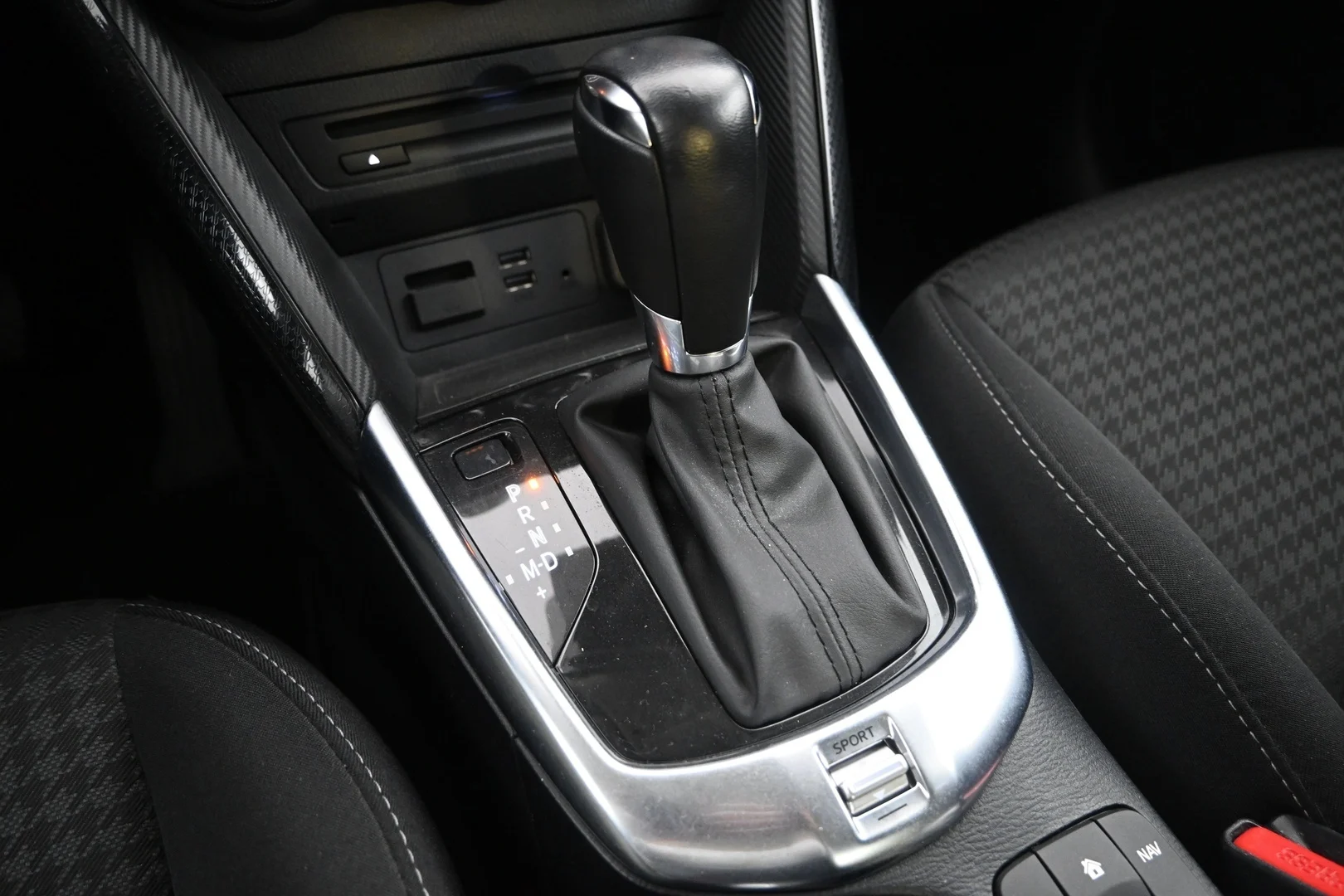 Car Image - 7mnJHwteUXK0dcLvJbLCRu