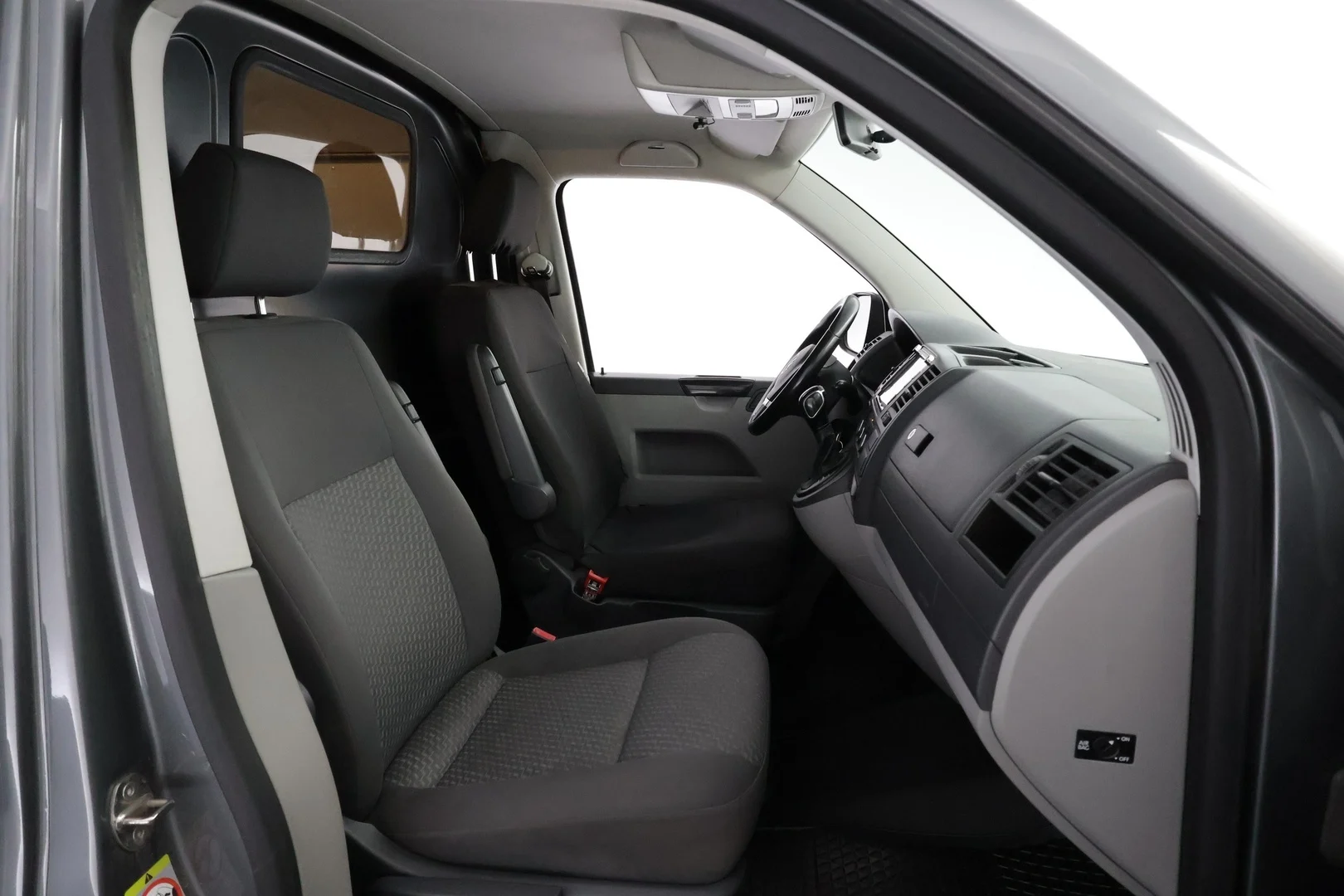 Car Image - 5wk2f1PXGeOmOBcpVP2tdH