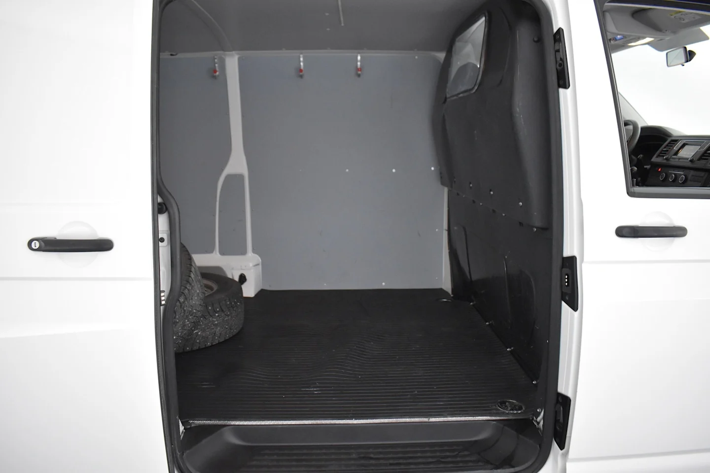 Car Image - 6J7ICfC44G9RK4XHUgiNnH