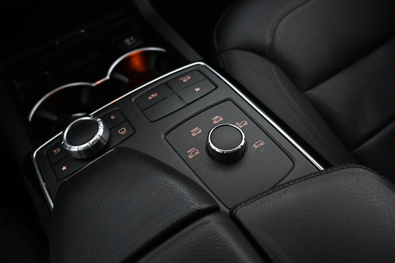 Car Image - HUSmMxTpTYpnOfLxOeceP