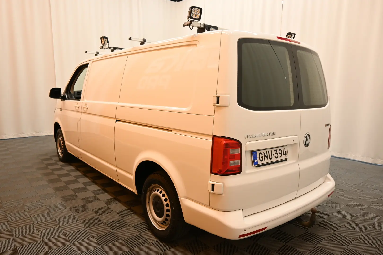 Car Image - 1poNFsisIJJ7I3ISqo2et4