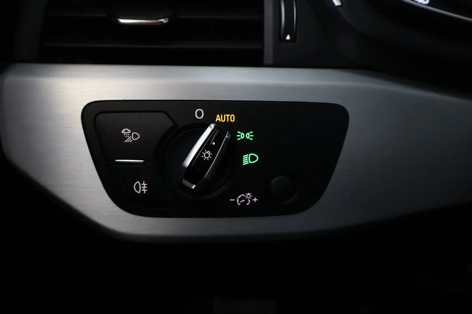 Car Image - 30ww6dfrPnKHOVl7iO23ed