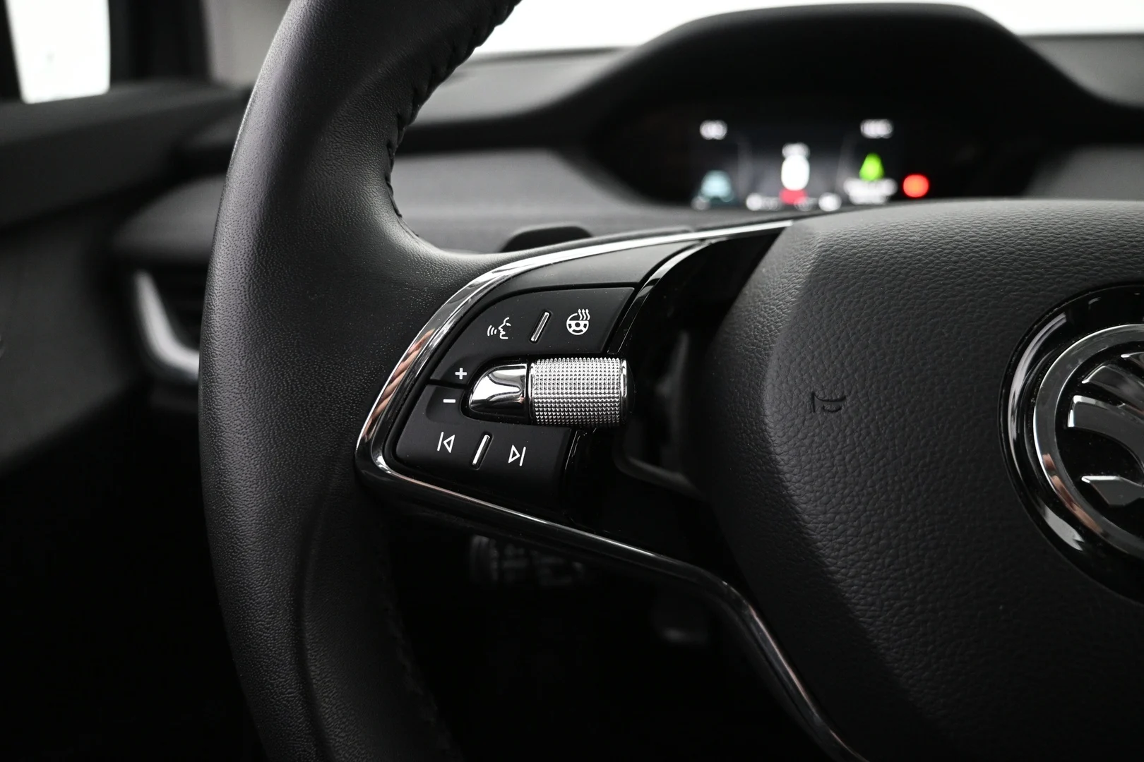 Car Image - 72OIXaNlhvexQblyhyBM9r