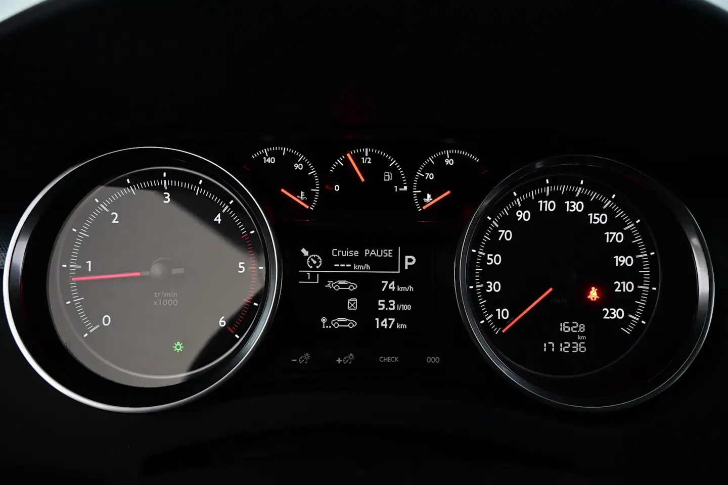 Car Image - 7A7gTcuRSEF5xMiqjy114J