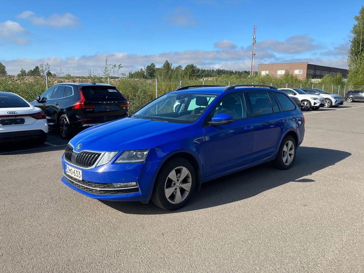 Car Image - vEHnhFrrbAcDckUSO4OSx
