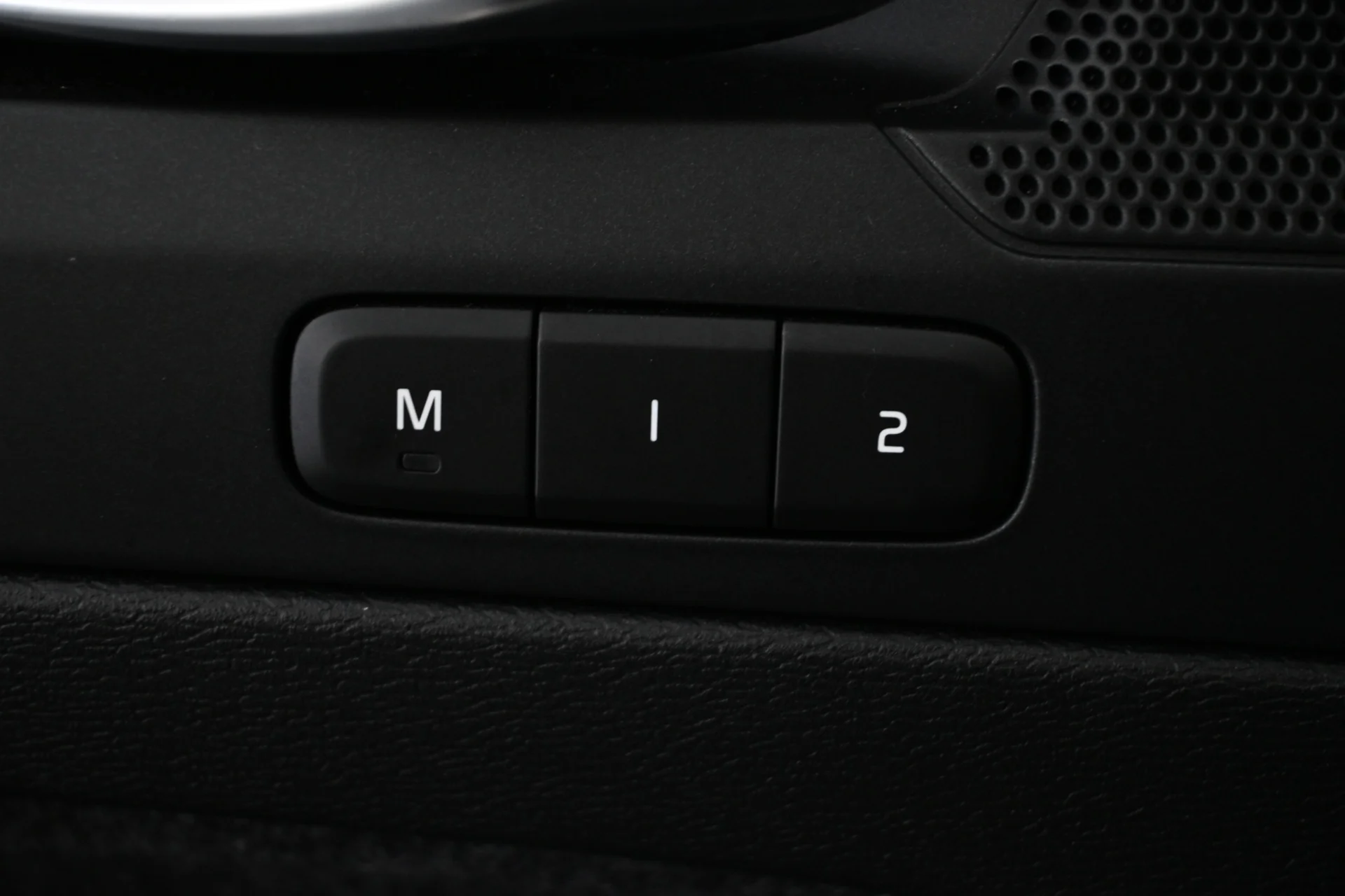 Car Image - 2sI1FRSZGUevcpScCOESdR