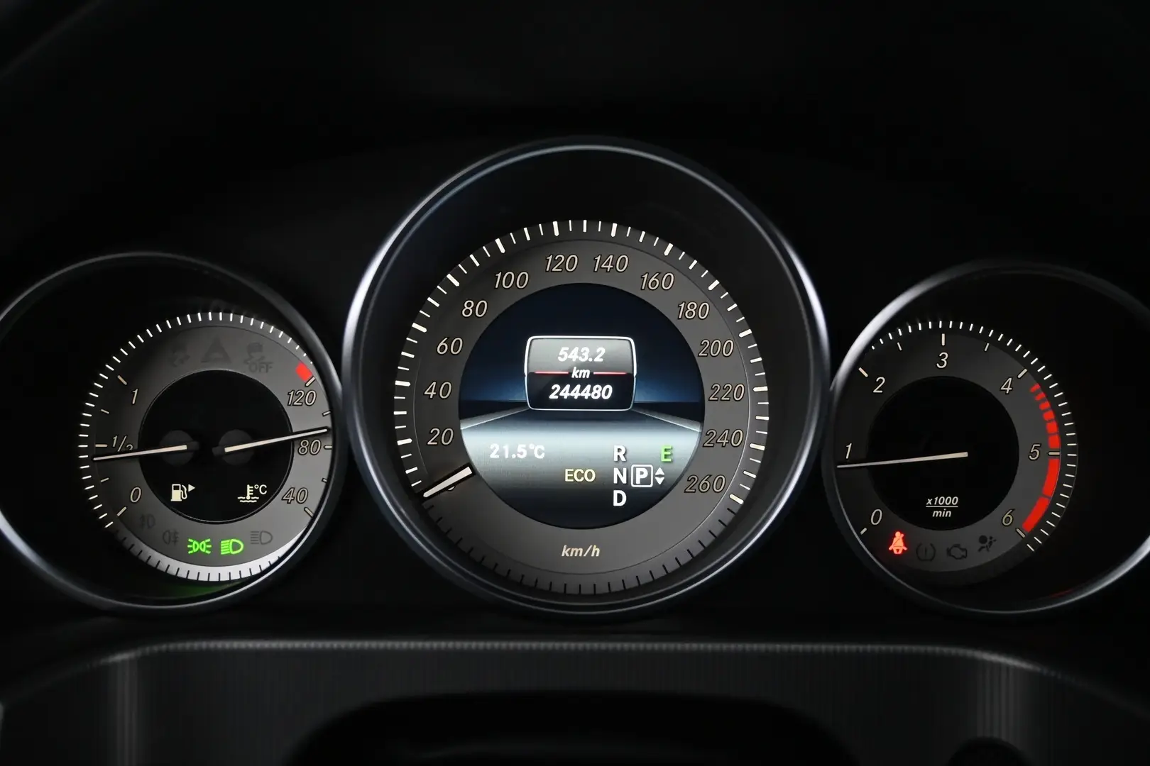 Car Image - 7f5pCwF9uInhlxrvSJ9yFF