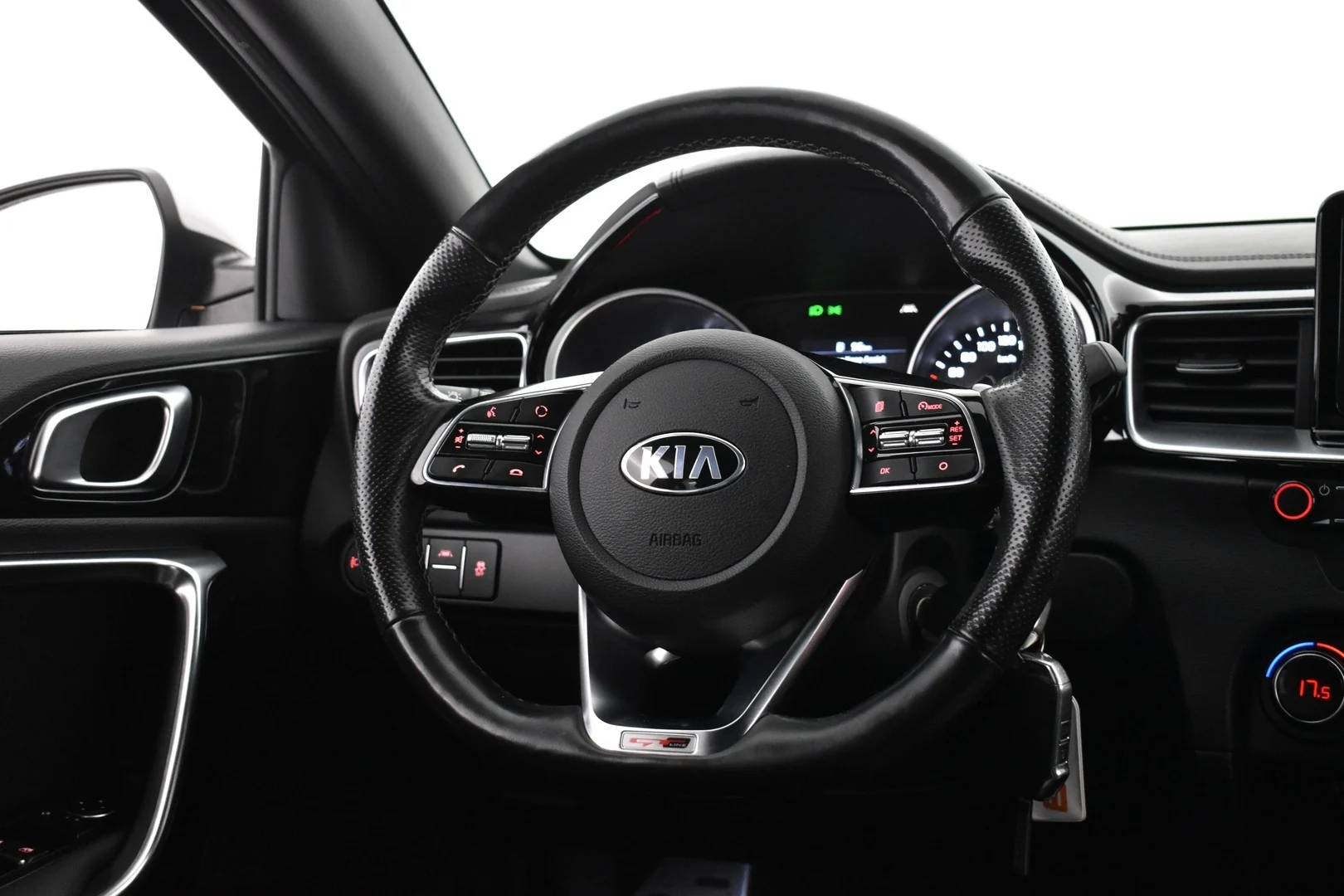 Car Image - bz9qU3IbCivvjN5XZdZHR