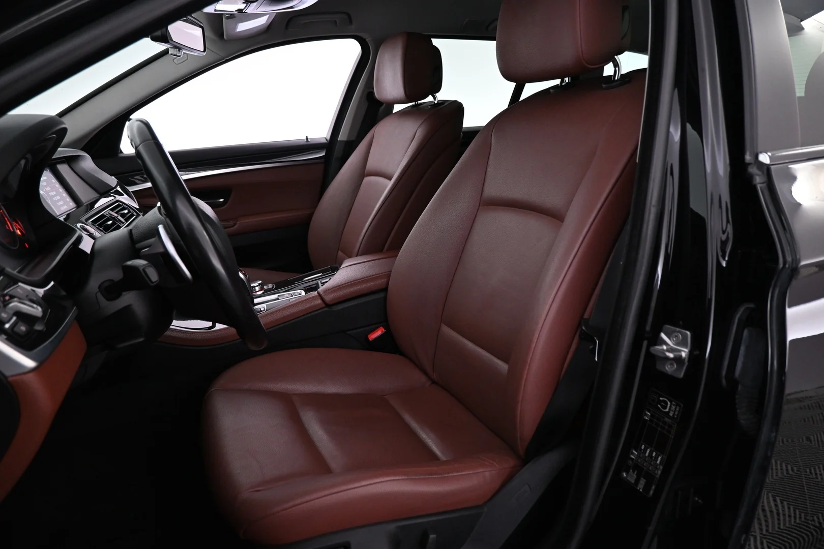 Car Image - T1eDD4zF2K8G1tlfFP0kL