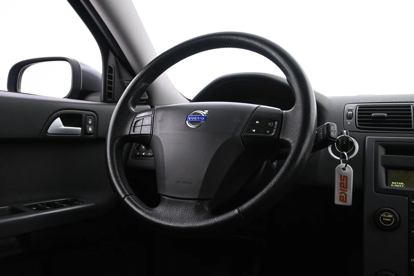 Car Image - 2tsqYO3oiWkuJgFzPNsVrN