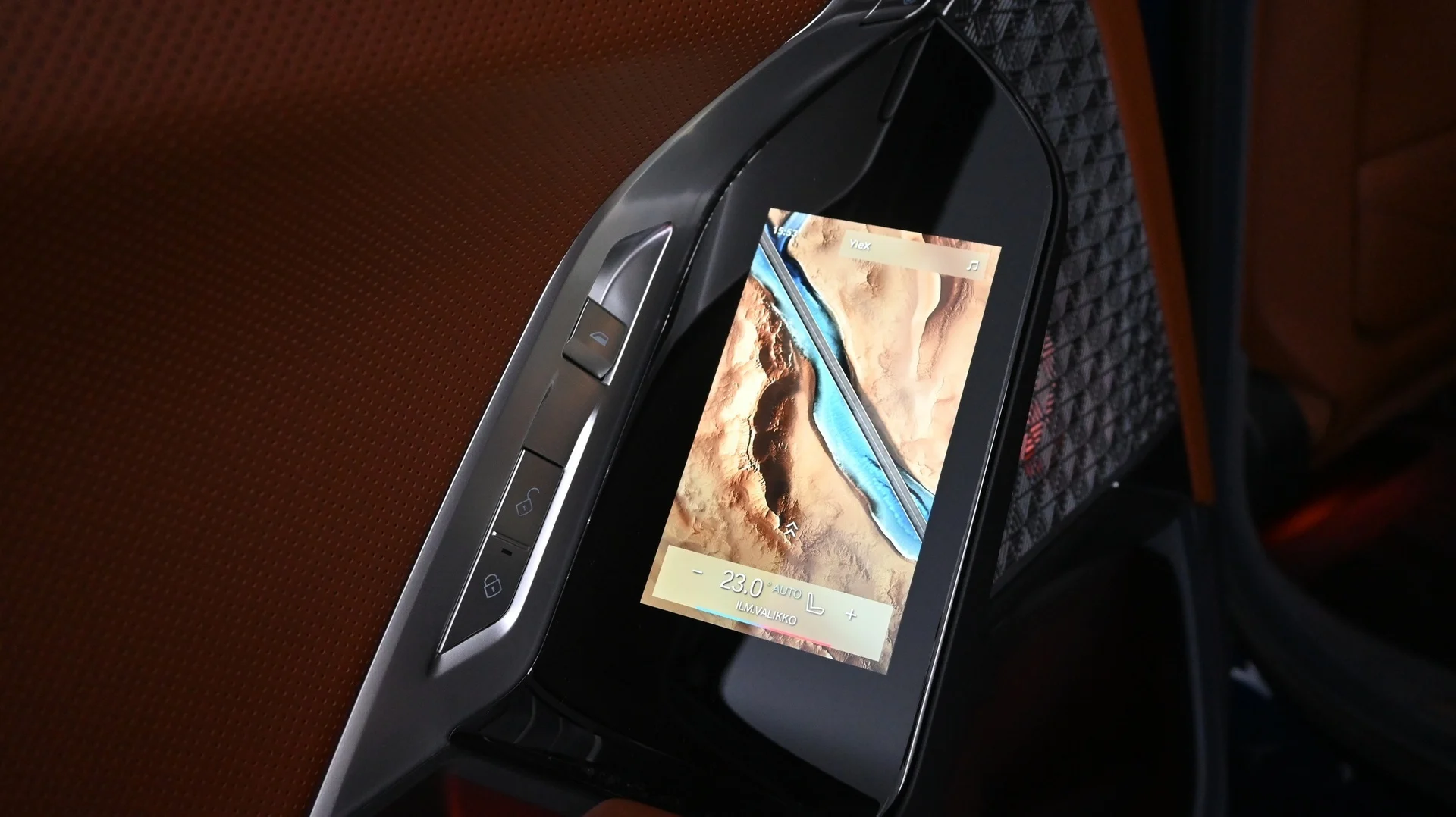 Car Image - 10nFTDhnnCghr4Sq4bAC6p