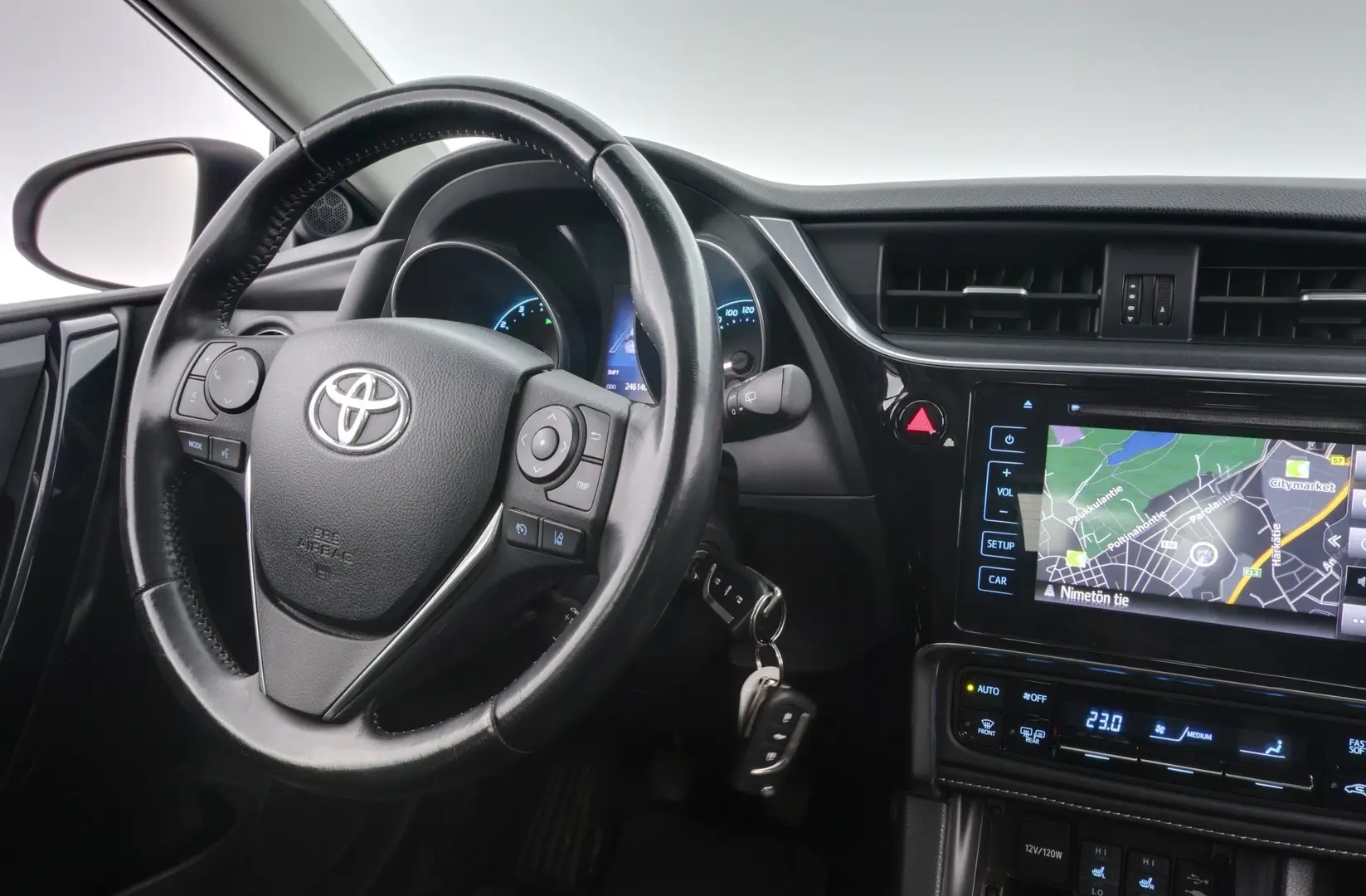 Car Image - 6FnLBNR6XSgfMiHBO61Cuh