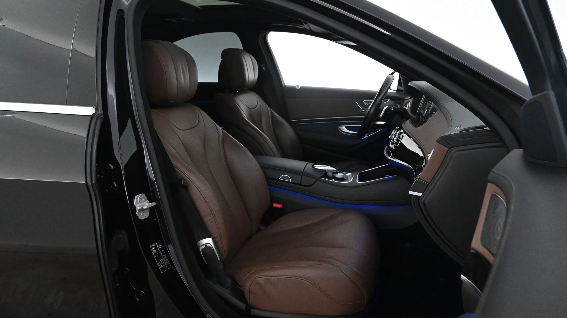 Car Image - 2GkUFmKD7mCHr6VaM15SOM