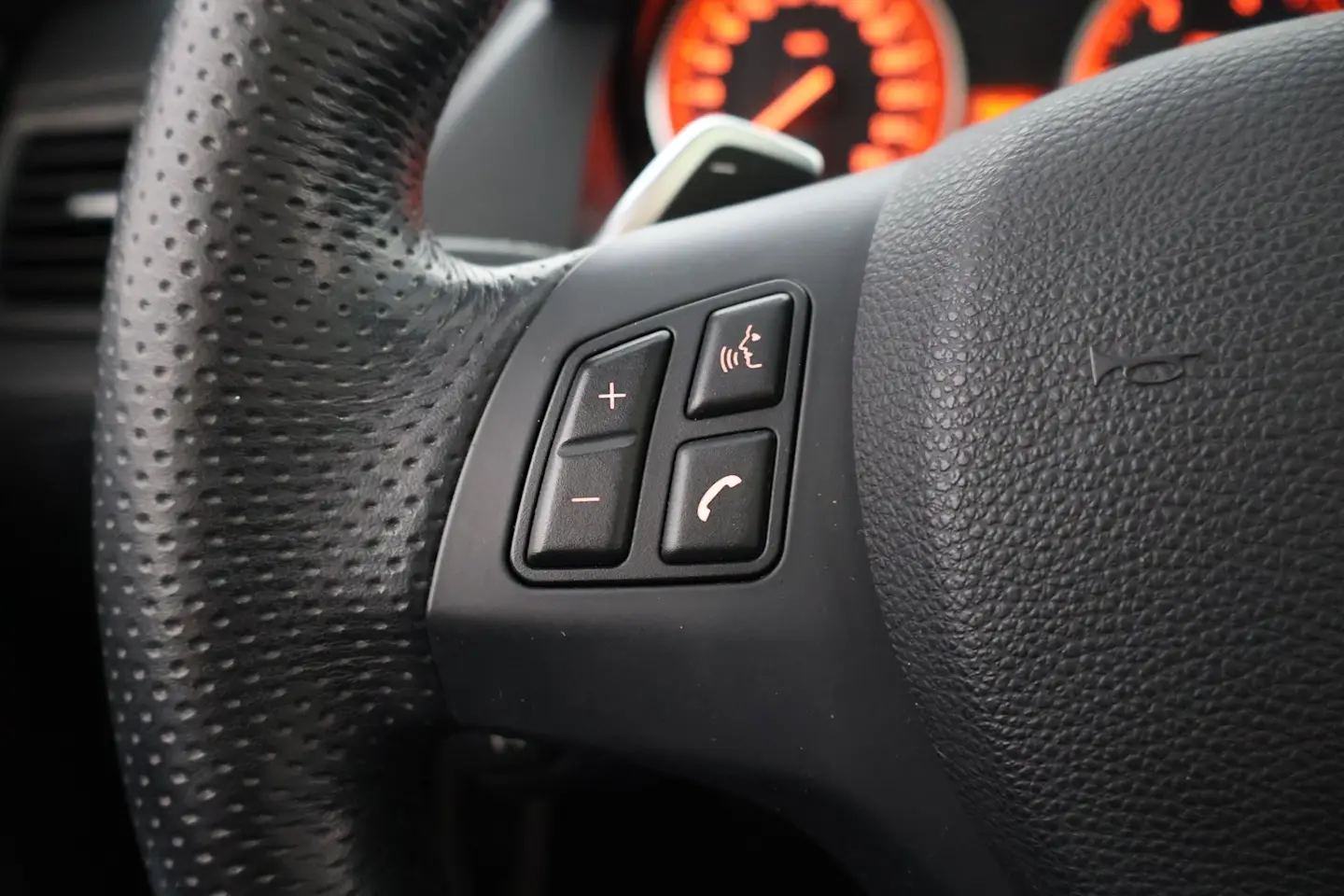 Car Image - 77IsHvSOuIvNiFFsn9eSKb