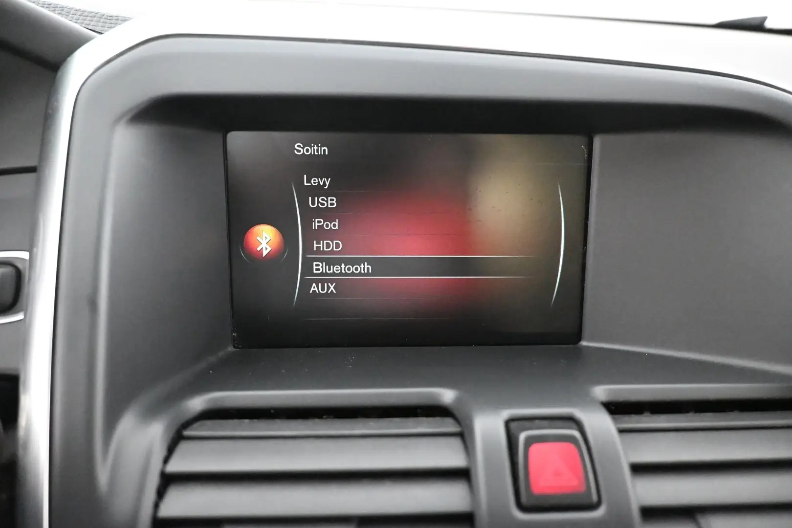 Car Image - 19z1A3QgTfYRVEhPiz8c1M