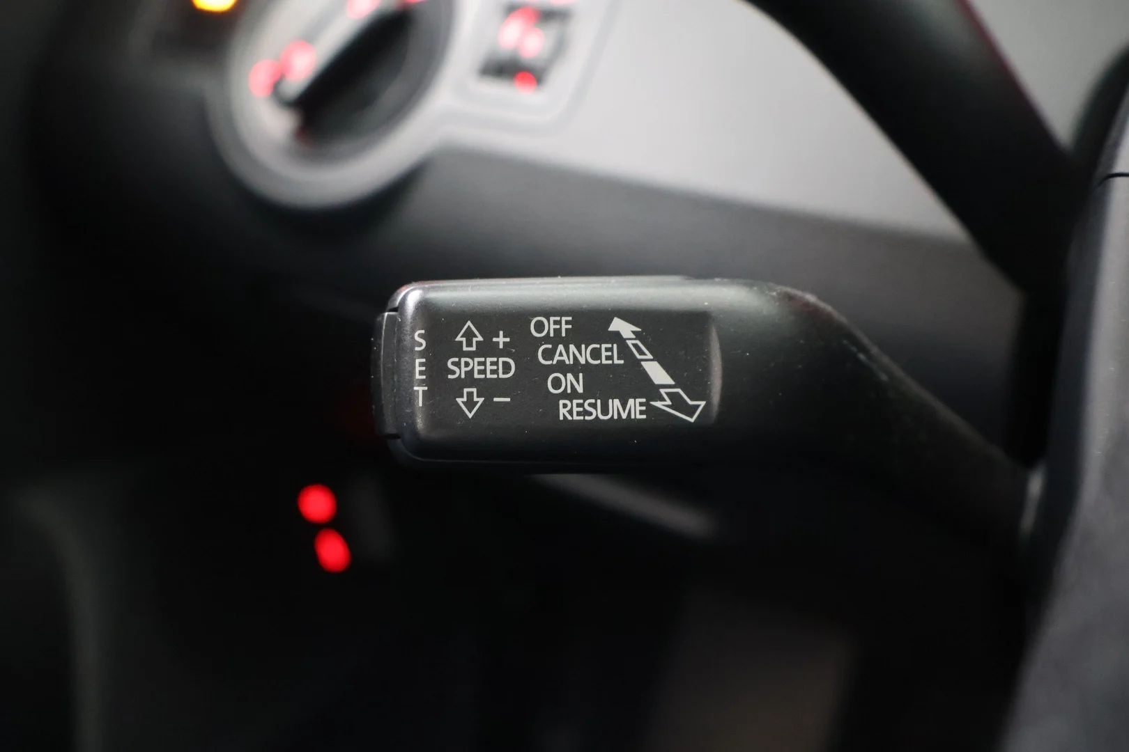 Car Image - 7YmiObK2JjJ7OEboTZWxd